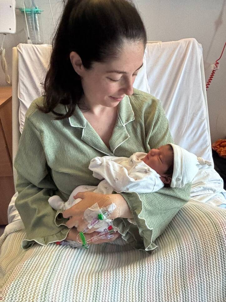 Esme water birth at darent valley birth centre